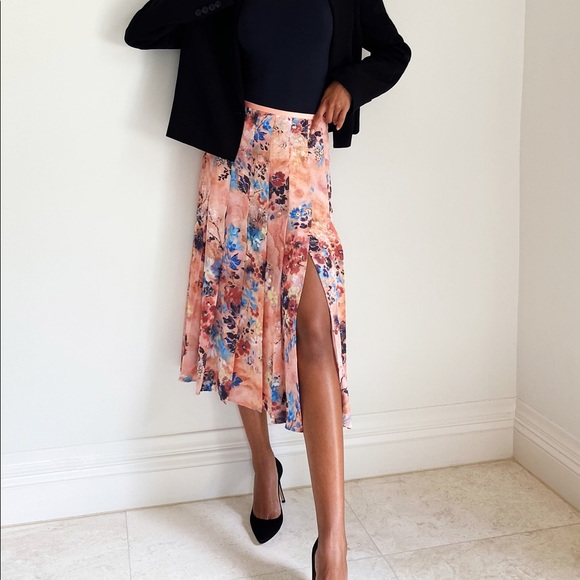 Babaton Dresses & Skirts - Arizona Babaton Parlour Skirt